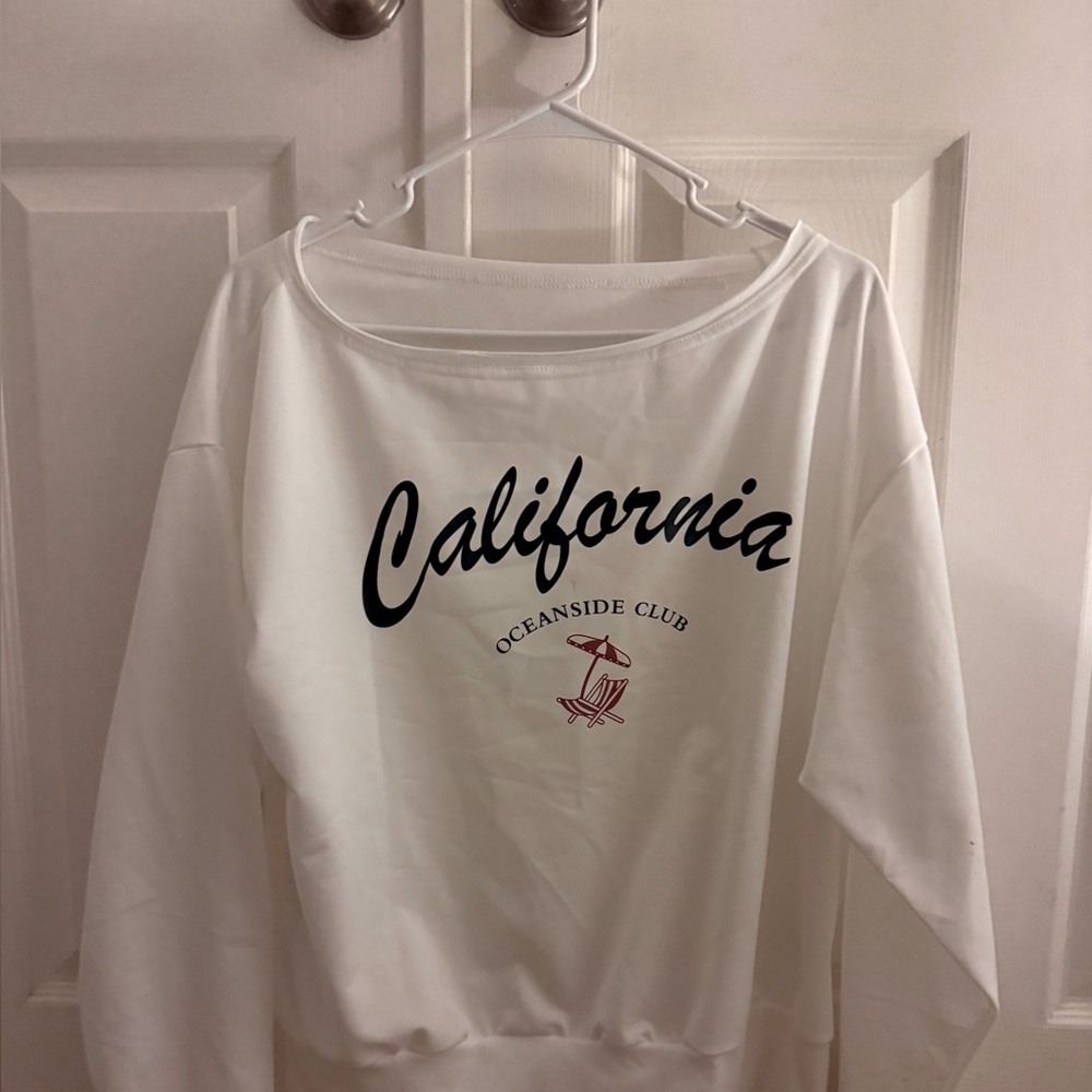 Oversized off the shoulder crew neck